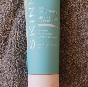 Skinn/ cleanser